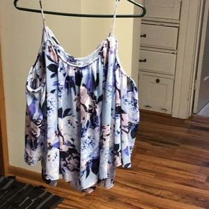 Cutout sleeve blouse floral